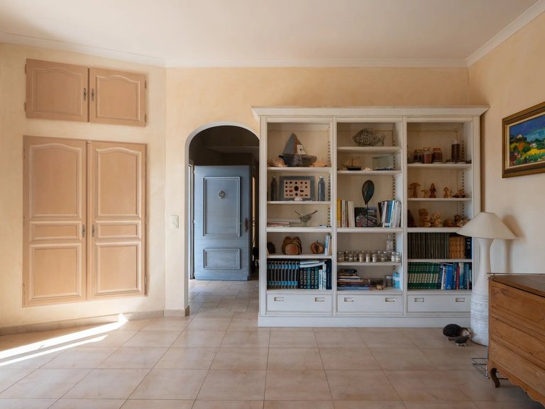Villa for Sale in Carqueiranne, Provence Coast (cassis To Cavalaire) 13