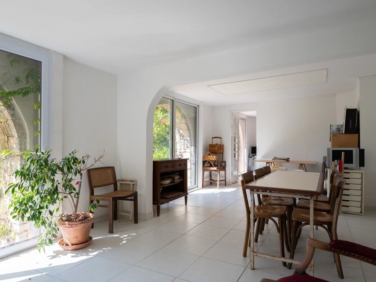Villa for Sale in Carqueiranne, Provence Coast (cassis To Cavalaire) 16