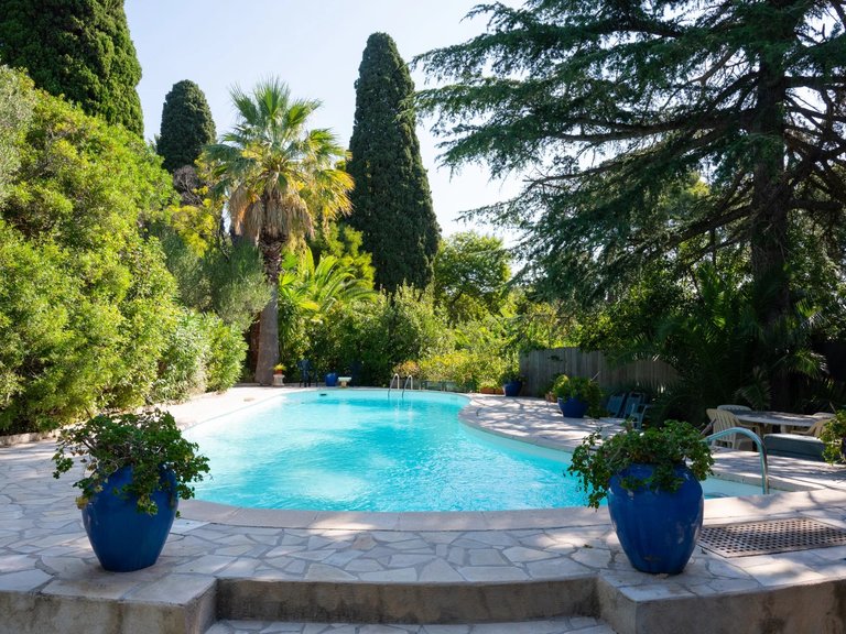 Villa for Sale in Carqueiranne, Provence Coast (cassis To Cavalaire) 7