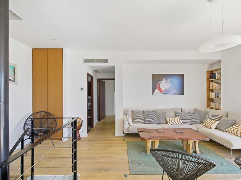 Villa for Sale in Hyeres, Provence Coast (cassis To Cavalaire) 7