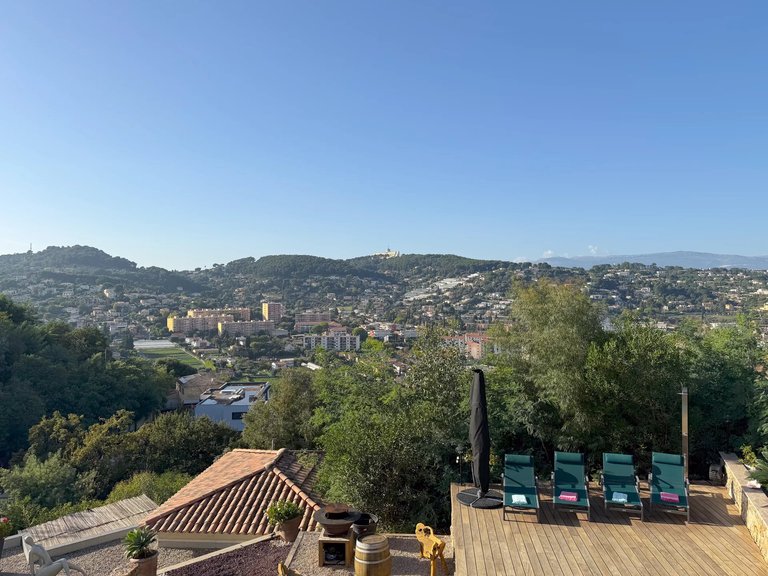Villa for Sale in Cannes, Cannes Area 2