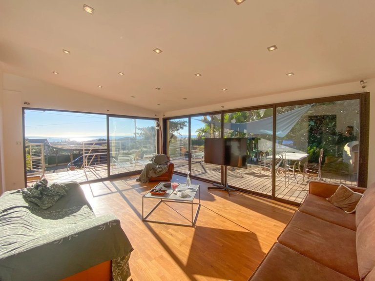Villa for Sale in Le Golfe Juan, Antibes Area 5