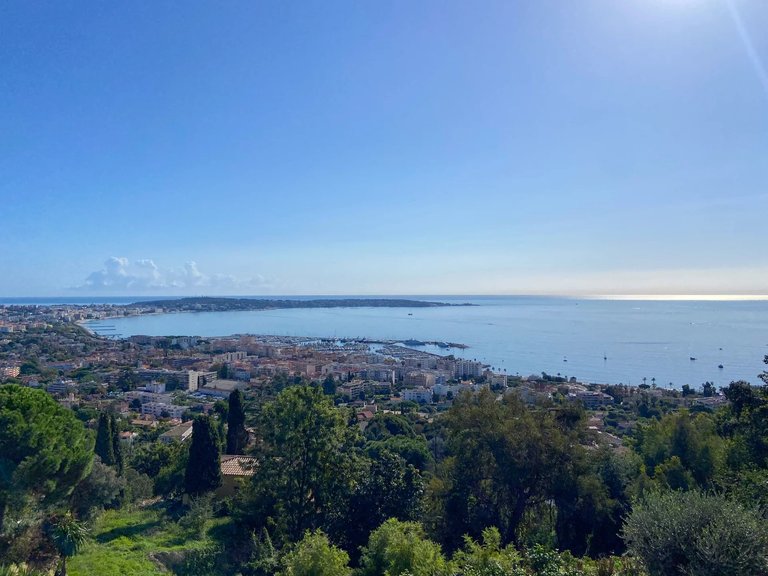 Villa for Sale in Cannes, Cannes Area 2