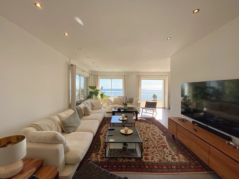 Villa for Sale in Cannes, Cannes Area 4