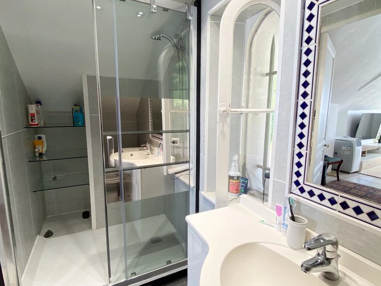 Villa for Sale in Cannes, Cannes Area 8