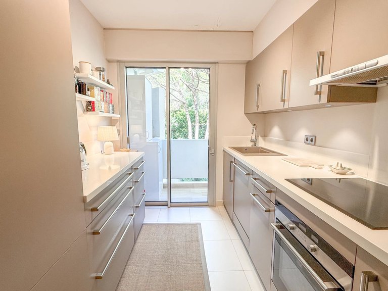 Apartment for Sale in Le Golfe Juan, Antibes Area 5