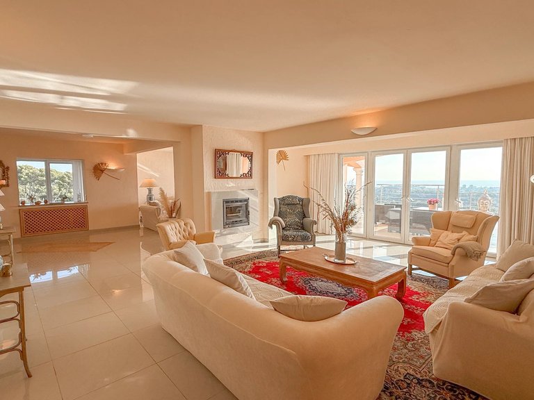Villa for Sale in Cannes, Cannes Area 4