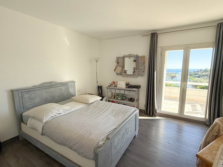 Villa for Sale in Antibes, Antibes Area 6