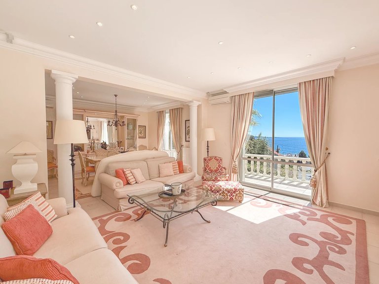 Villa for Sale in Le Golfe Juan, Antibes Area 3