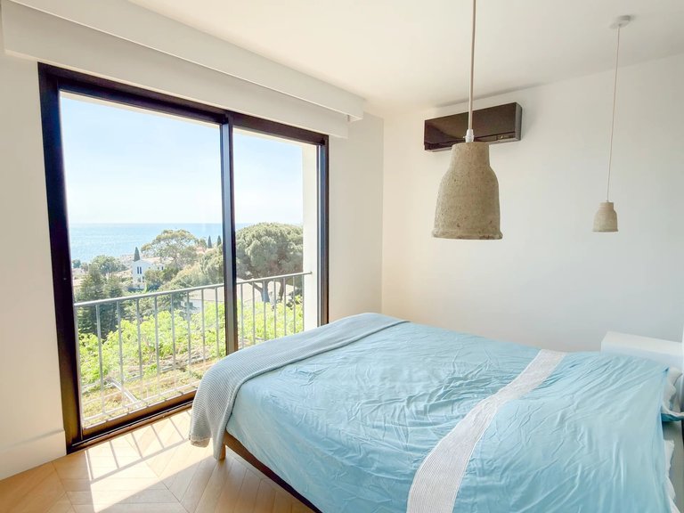 Villa for Sale in Le Golfe Juan, Antibes Area 8