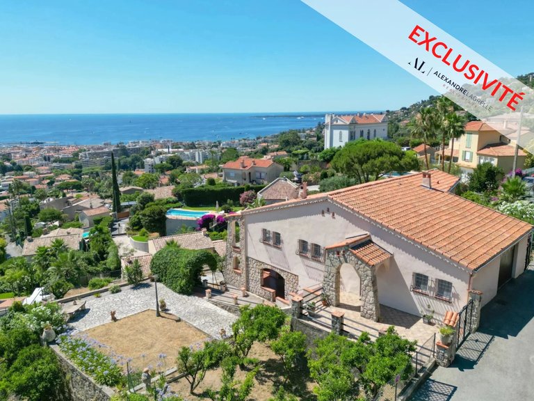 Villa for Sale in Le Golfe Juan, Antibes Area 15