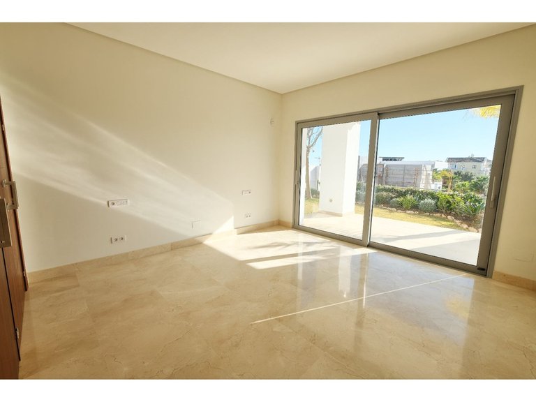 Villa for Sale in Benahavís, Marbella Area 14