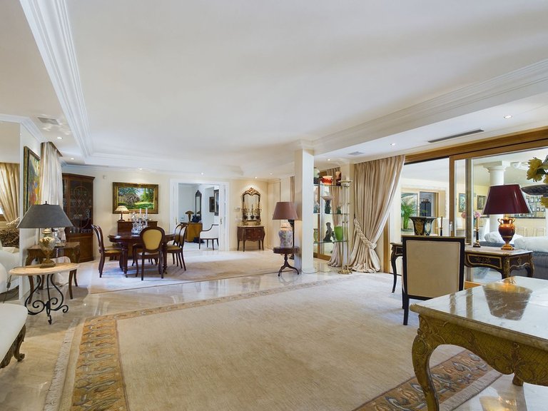 Villa for Sale in Nueva Andalucía, Marbella Area 9