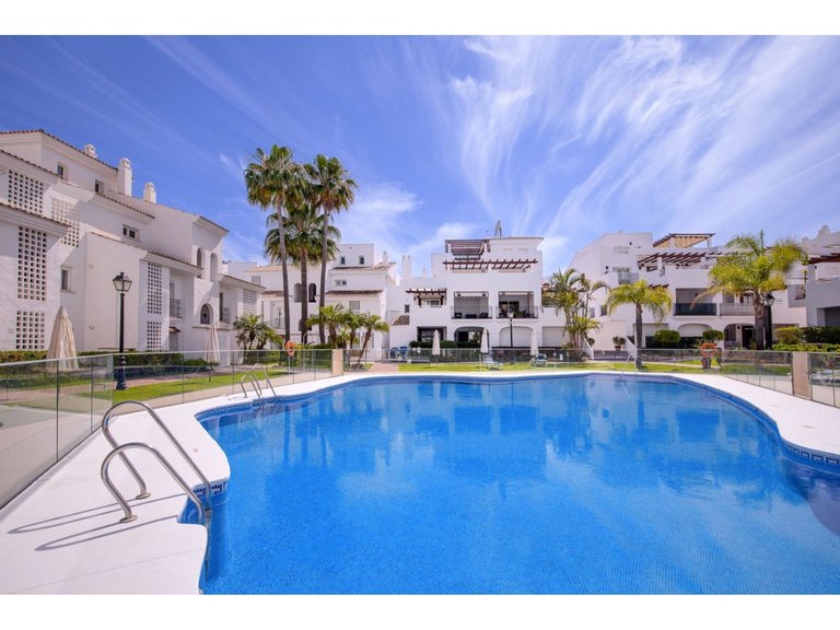 Apartment for Sale in San Pedro Alcantara, Marbella Area 2
