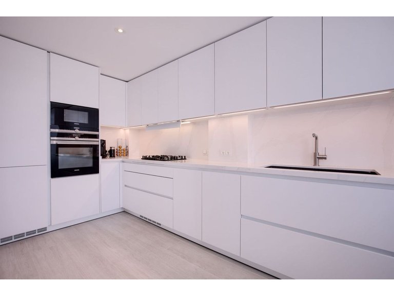 Apartment for Sale in San Pedro Alcantara, Marbella Area 7