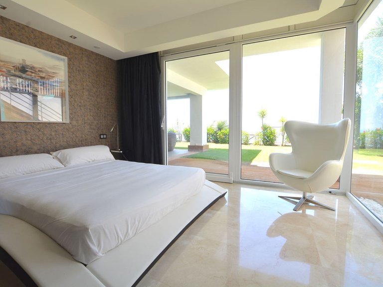 Villa for Sale in Manilva, Marbella Area 15