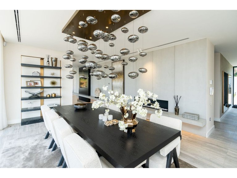 Villa for Sale in Benahavís, Marbella Area 12