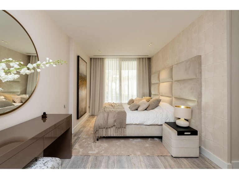 Villa for Sale in Benahavís, Marbella Area 20