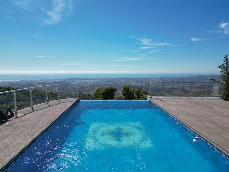 Villa for Sale in Mijas, Marbella Area 2