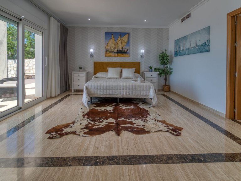 Villa for Sale in Mijas, Marbella Area 14