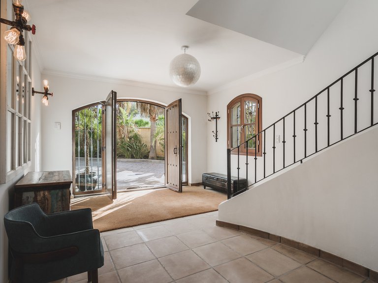 Villa for Sale in Estepona, Marbella Area 11