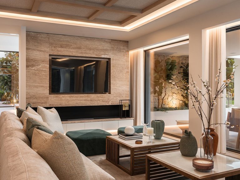Villa for Sale in Marbella, Marbella Area 16