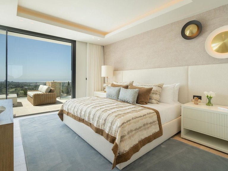 Villa for Sale in Benahavís, Marbella Area 13