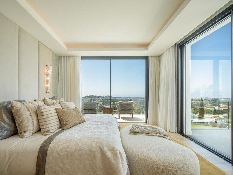 Villa for Sale in Benahavís, Marbella Area 20