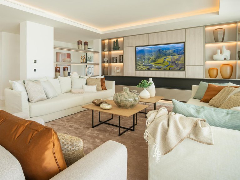 Villa for Sale in Benahavís, Marbella Area 5