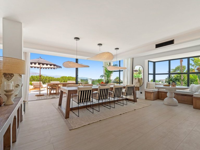 Villa for Sale in Nueva Andalucía, Marbella Area 7