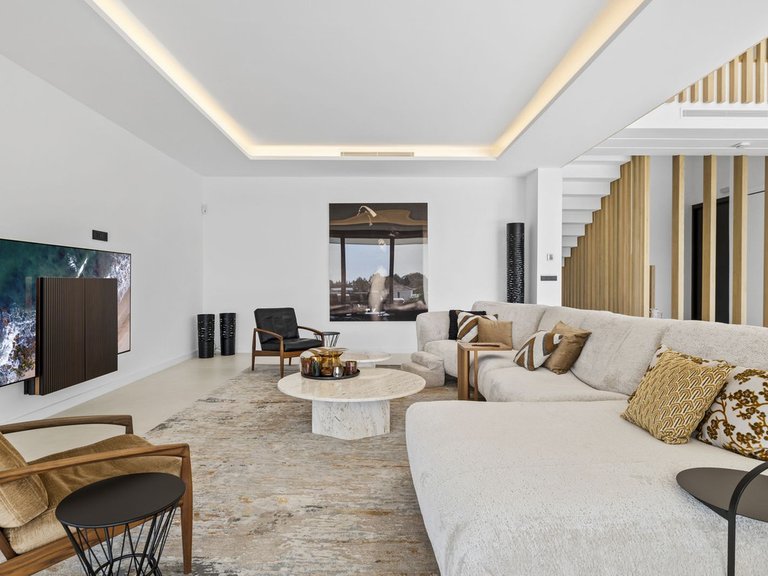 Villa for Sale in Benahavís, Marbella Area 3