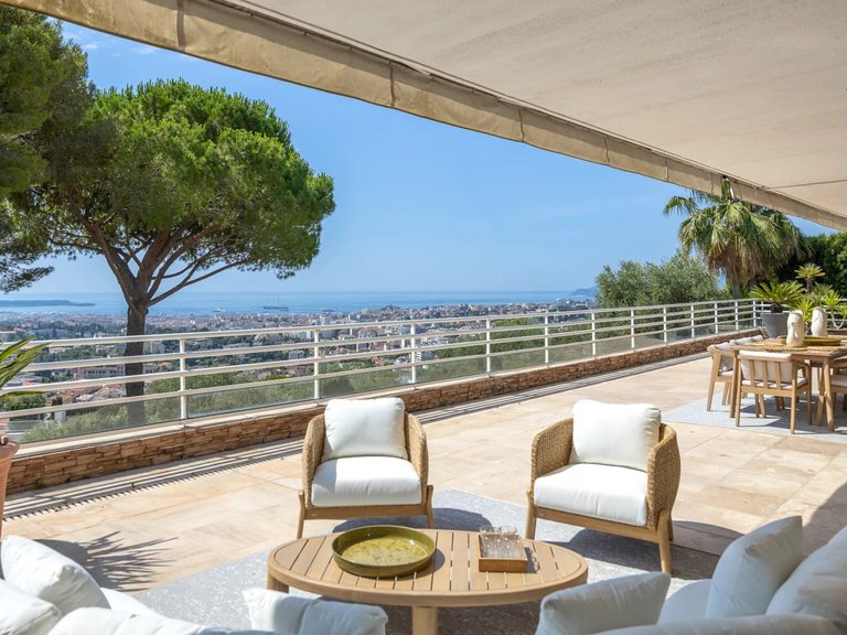 Apartment for Sale in Cannes, Cannes Area 2