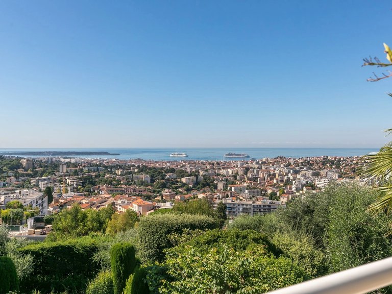 Apartment for Sale in Cannes, Cannes Area 4