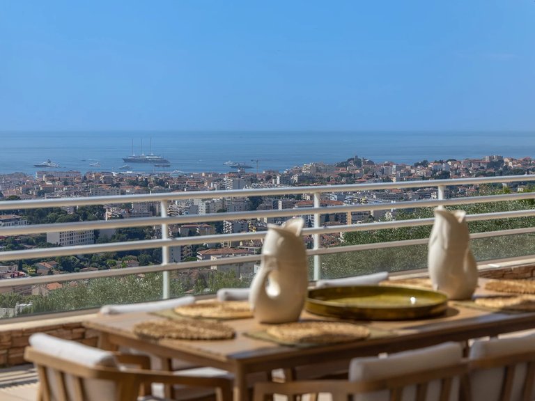 Apartment for Sale in Cannes, Cannes Area 5
