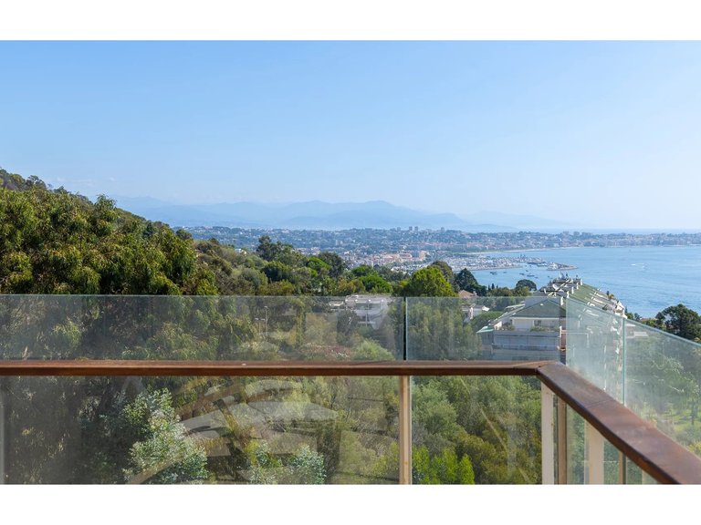 Apartment for Sale in Cannes, Cannes Area 7