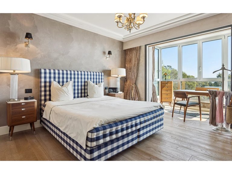 Apartment for Sale in Cannes, Cannes Area 11