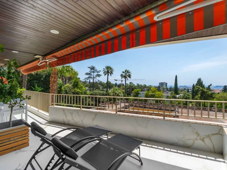 Apartment for Sale in Cannes, Cannes Area 5