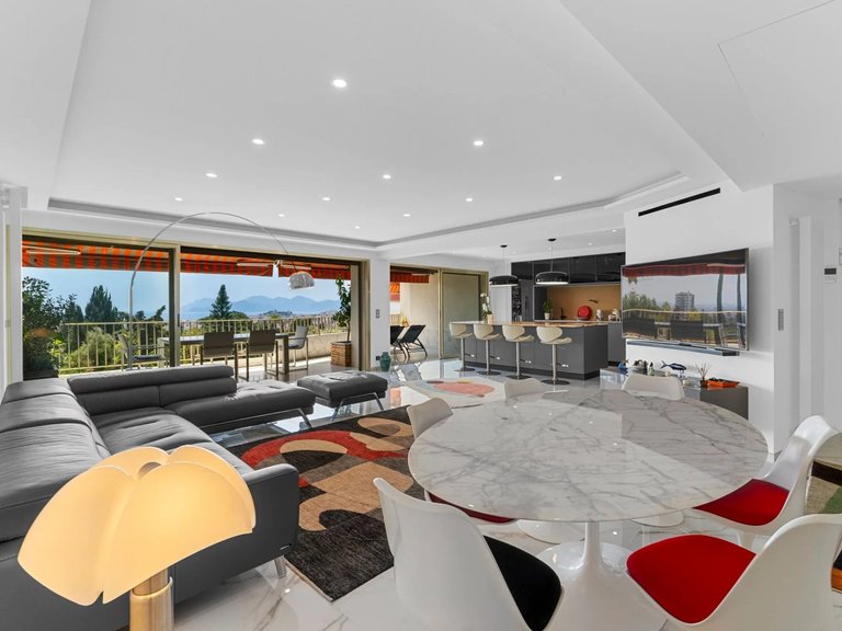 Apartment for Sale in Cannes, Cannes Area 7
