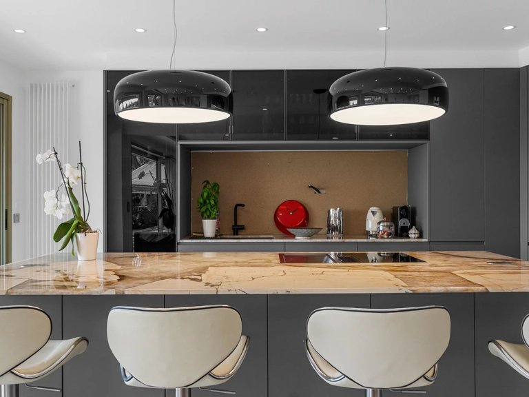 Apartment for Sale in Cannes, Cannes Area 8