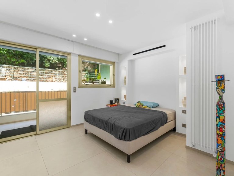 Apartment for Sale in Cannes, Cannes Area 12