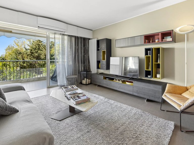 Apartment for Sale in Cannes, Cannes Area 3