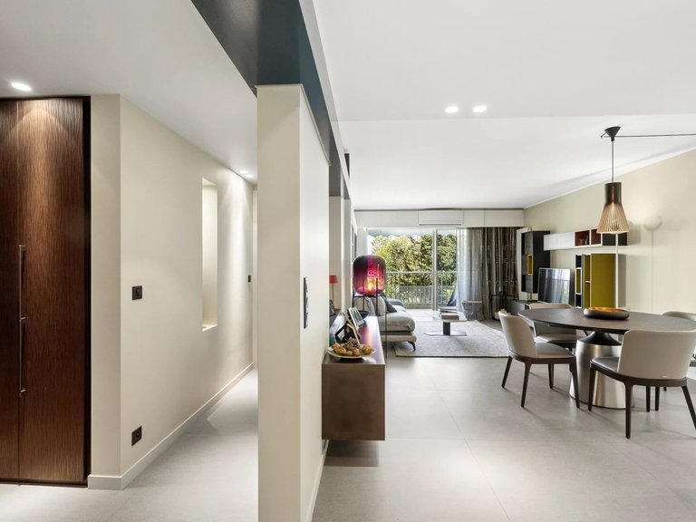Apartment for Sale in Cannes, Cannes Area 7