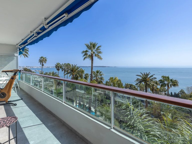 Apartment for Sale in Cannes, Cannes Area 3