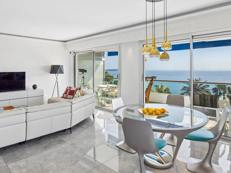 Apartment for Sale in Cannes, Cannes Area 7
