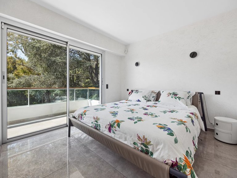 Apartment for Sale in Cannes, Cannes Area 10