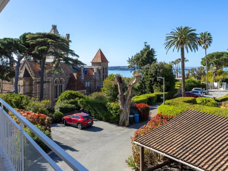 Apartment for Sale in Cannes, Cannes Area 3