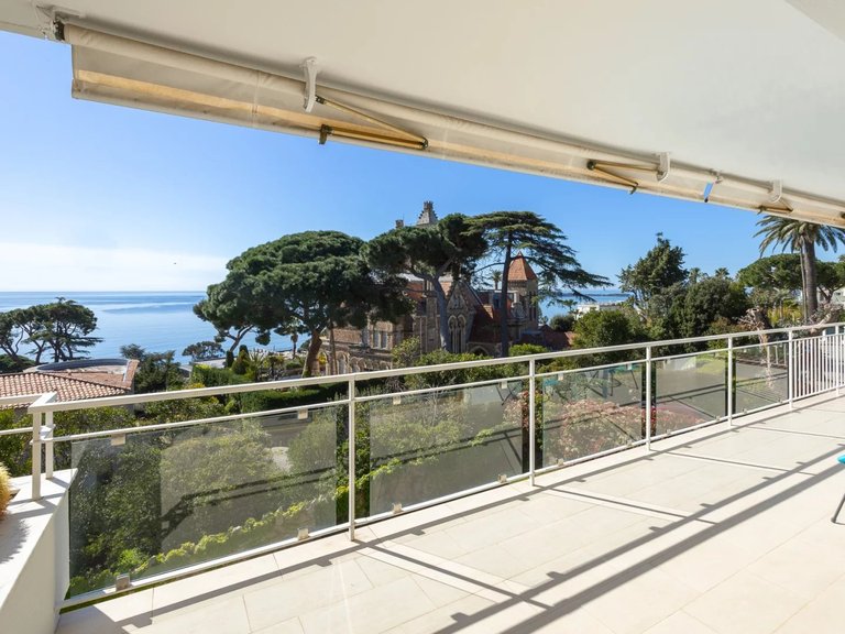Apartment for Sale in Cannes, Cannes Area 6