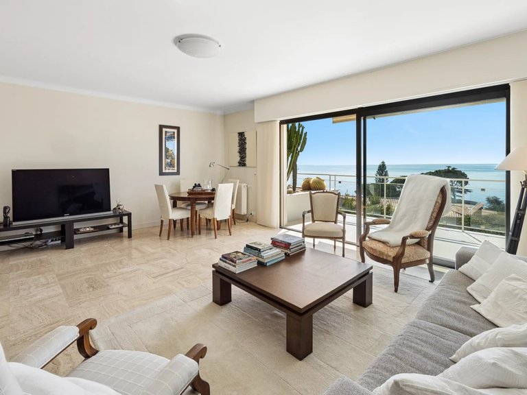 Apartment for Sale in Cannes, Cannes Area 7