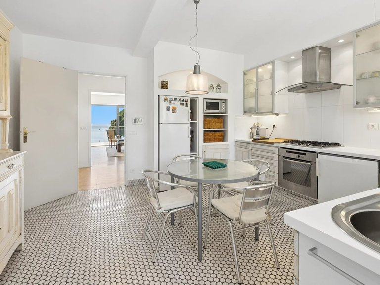 Apartment for Sale in Cannes, Cannes Area 14