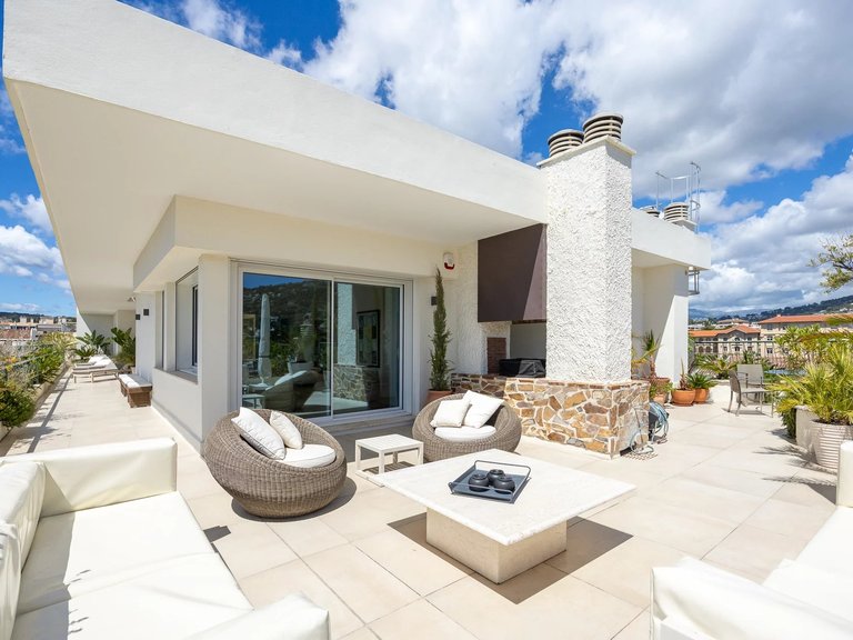 Apartment for Sale in Cannes, Cannes Area 1